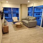 Dominique Luxury 1410 Jacuzzi Privado