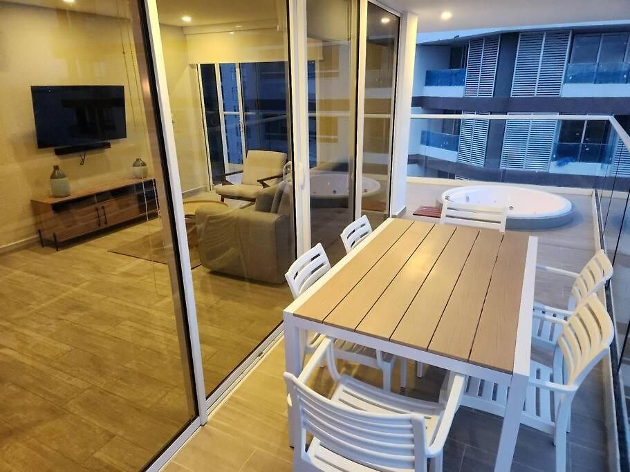 Dominique Luxury 1410 Jacuzzi Privado Cartagena