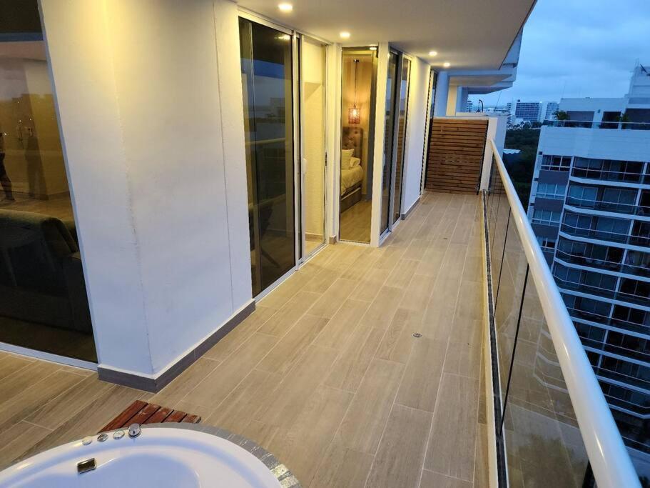 Apartment Dominique Luxury 1410 Jacuzzi Privado