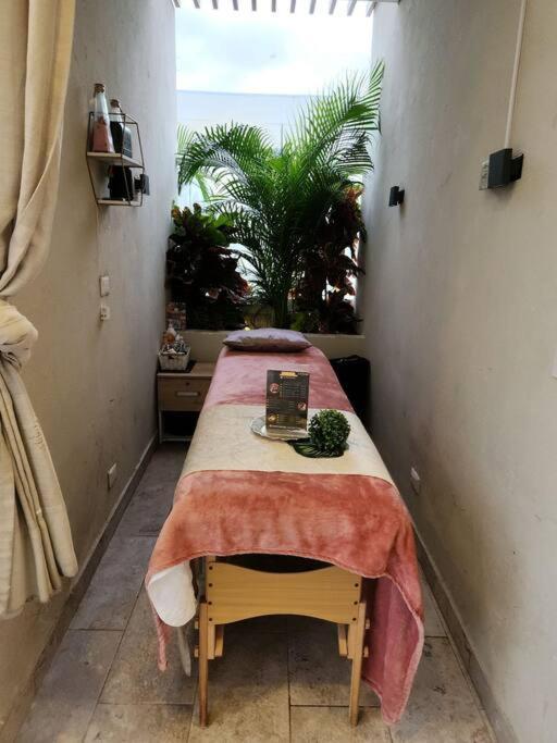 Dominique Luxury 1410 Jacuzzi Privado